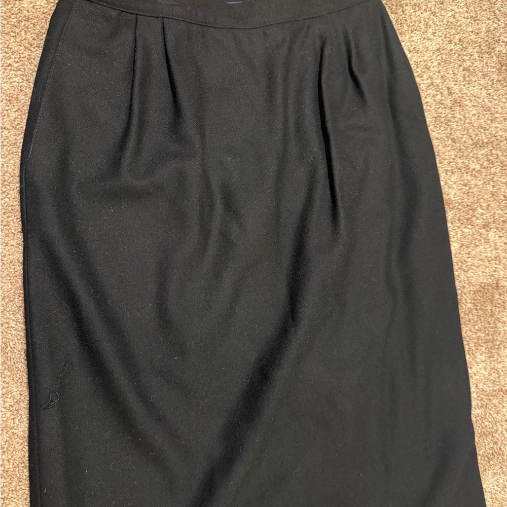 Vintage Austin Reed pure virgin wool Elegant Black Women's Skirt - Picture 3 of 8